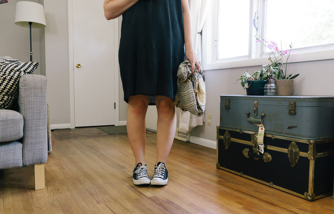 Karin Rambo of truncationblog.com gives her Review of the Everlane Linen Dolman Tee Dress