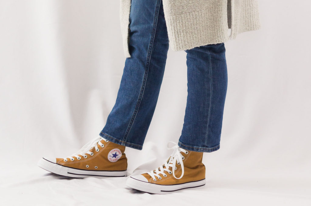 yellow high top converse outfits