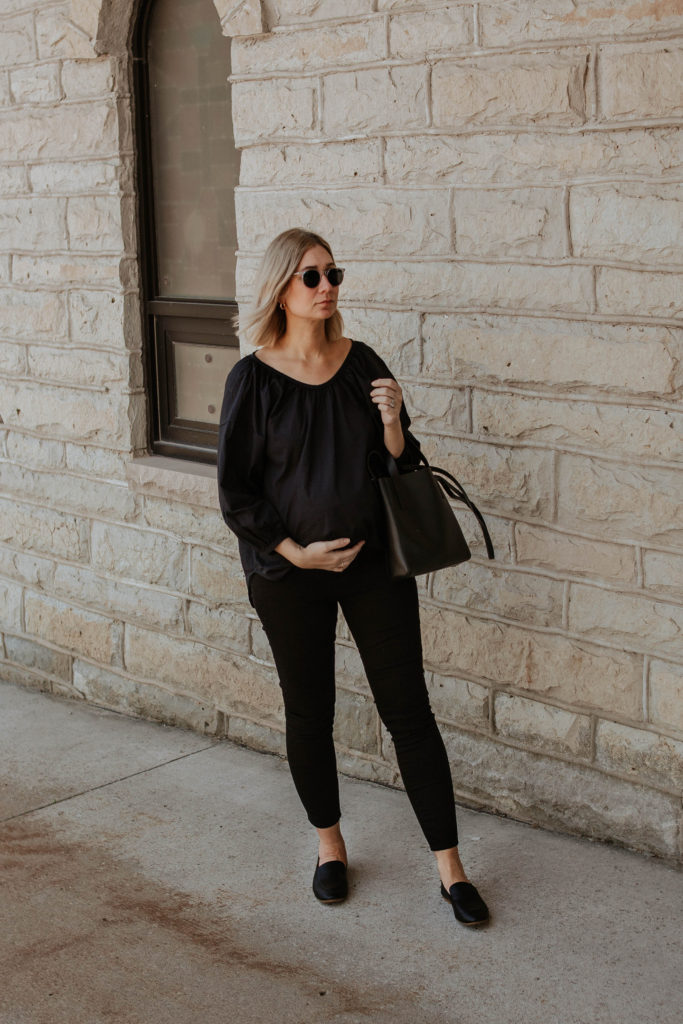 An all black outfit, outfits that transition to fall, maternity style, black loafers, everlane review, everlane day loafer, everlane day tote mini, everlane air ruched blouse, all black summer outfit