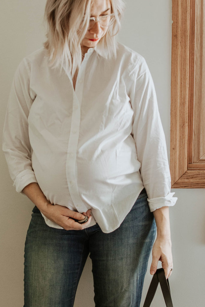 everlane relaxed silky cotton button down, maternity jeans