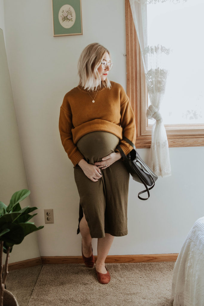 new shoes from everlane, everlane link stitch crew neck sweater, everlane tee dress, everlane suede day flat, everlane mini day tote