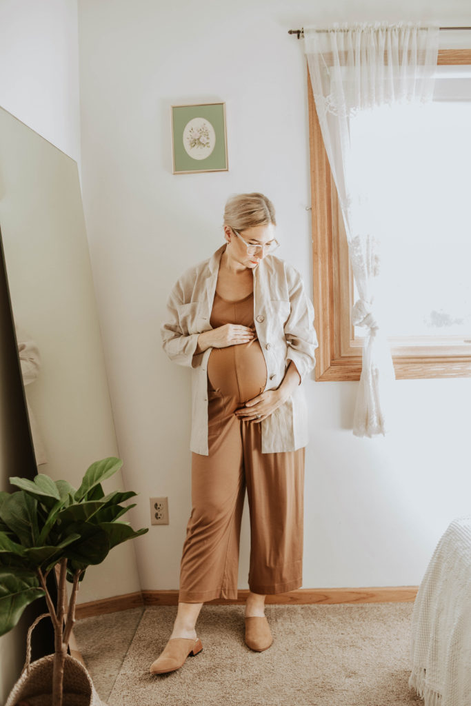 casual maternity outfits, everlane cotton jumpsuit toasted coconut, linen jacket, nisolo mules