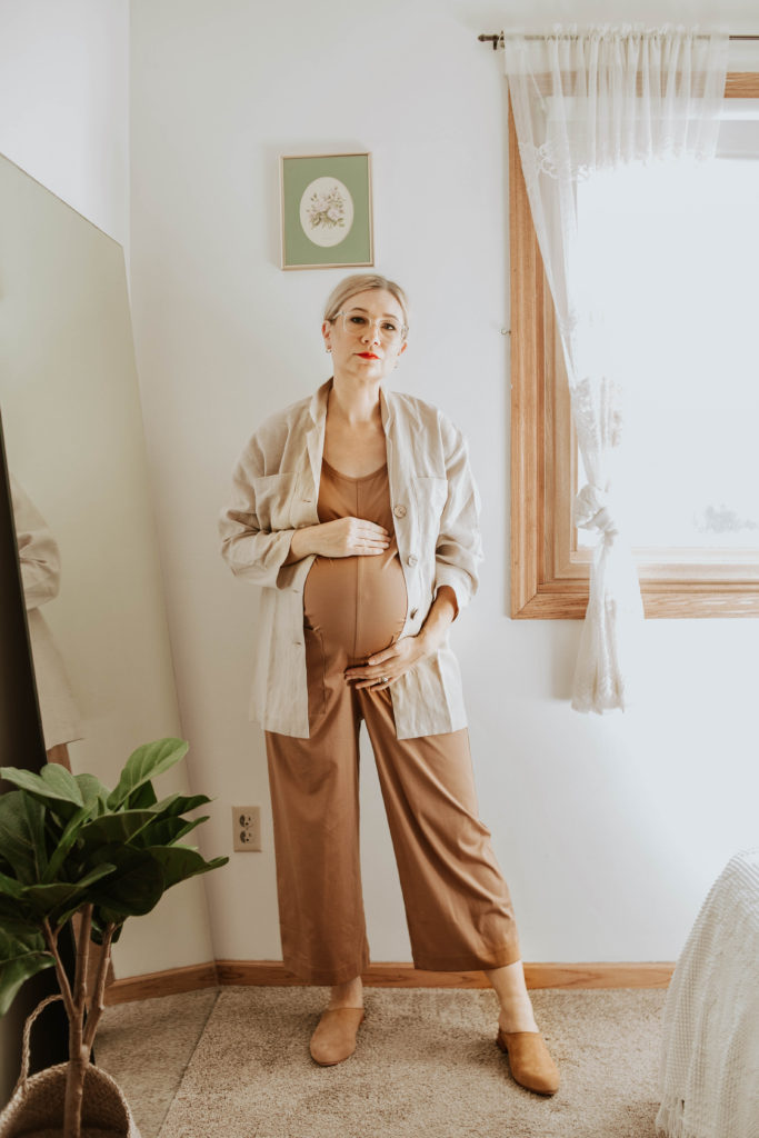 casual maternity outfits, everlane cotton jumpsuit toasted coconut, linen jacket, nisolo mules, red lipstick