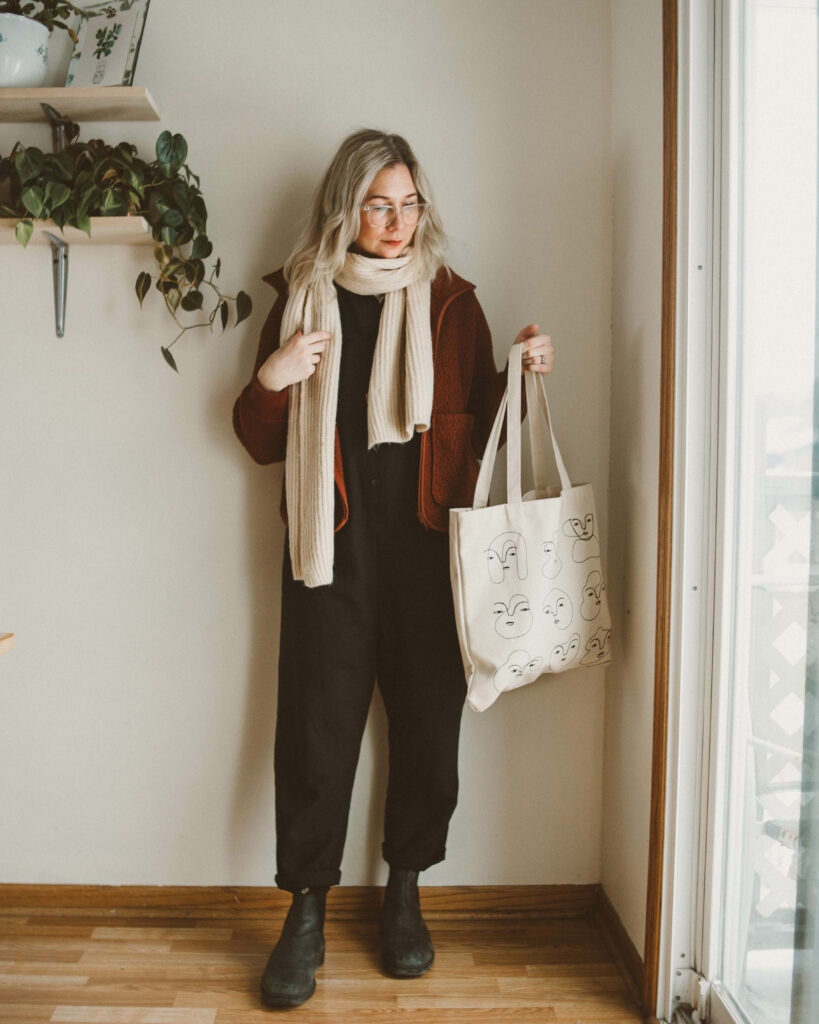 Blundstone Boot Review: A Week of Styling Ideas, madewell fleece jacket, tradlands jumpsuit, blundstone boots, wool scarf