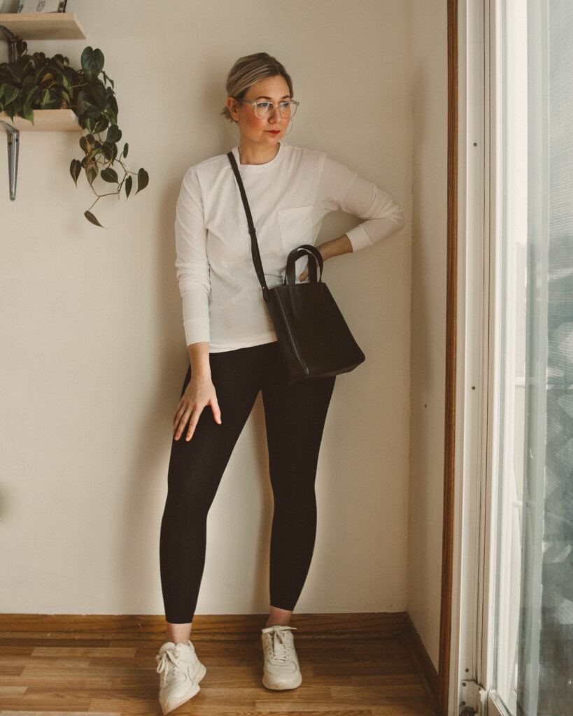 Everlane Perform Legging