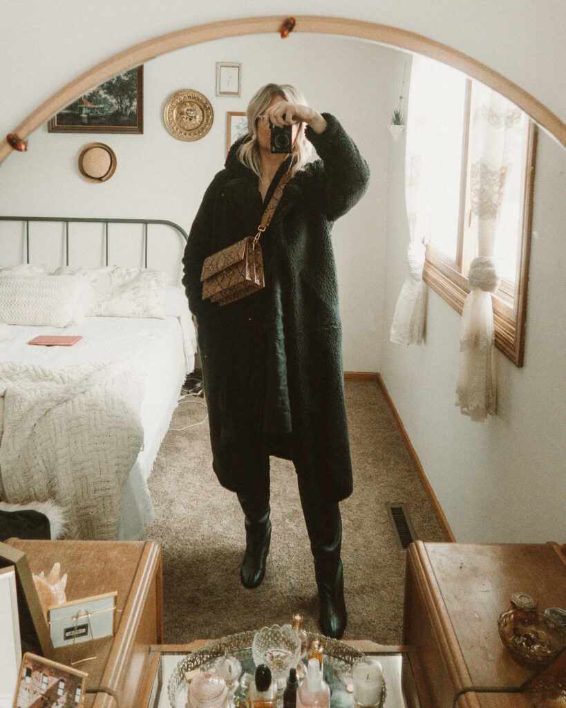 Weekend Outfit Roundup Vol. 1, Long Black Teddy Bear Coat, Sugar Candy Mountain Linen Dress, Everlane Knee High Boots, Snake Print Bag