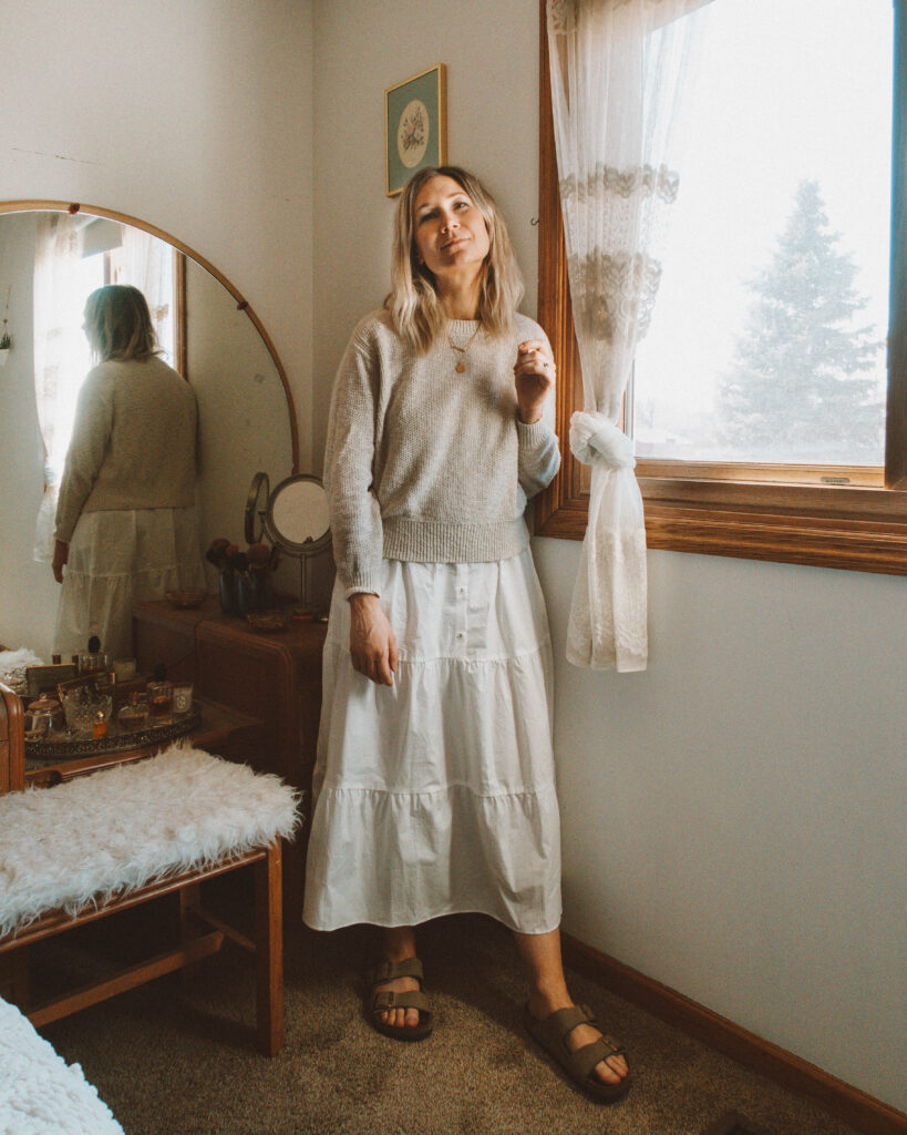 Easy Spring Outfits for Working at Home, antique circle mirror vanity, everlane cotton sweater, white tiered skirt dress, birkenstock arizona outfit